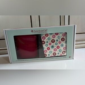 New American girl Silicone popcorn popper & 12
decorative boxes Williams Sonoma